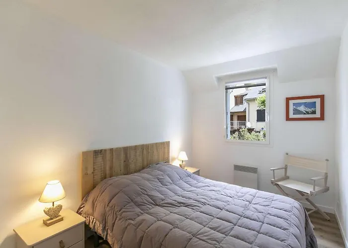 T3 Calme, 6 Pers, Terrasse, Equipe - Fr-1-402-117 דירה